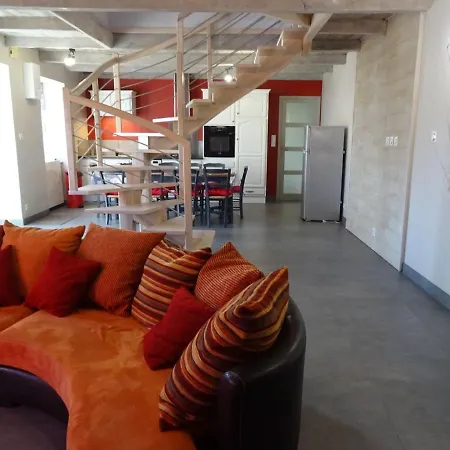 Les Paredous Ferienhaus Broquies