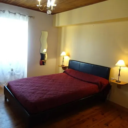 Les Paredous Holiday home Broquies